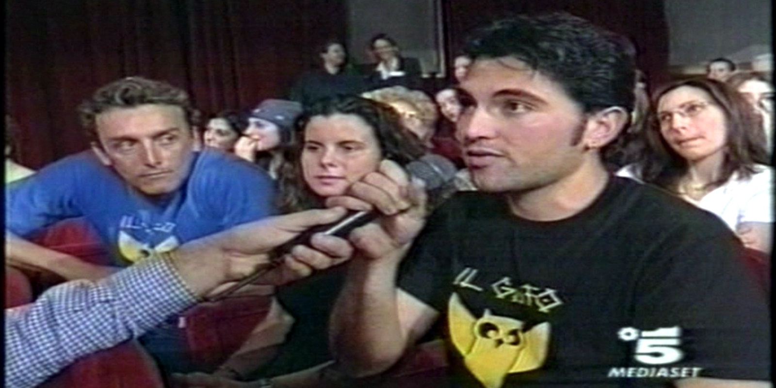 Read more about the article 2000 – The Gufi in Blue Jeans on Tv